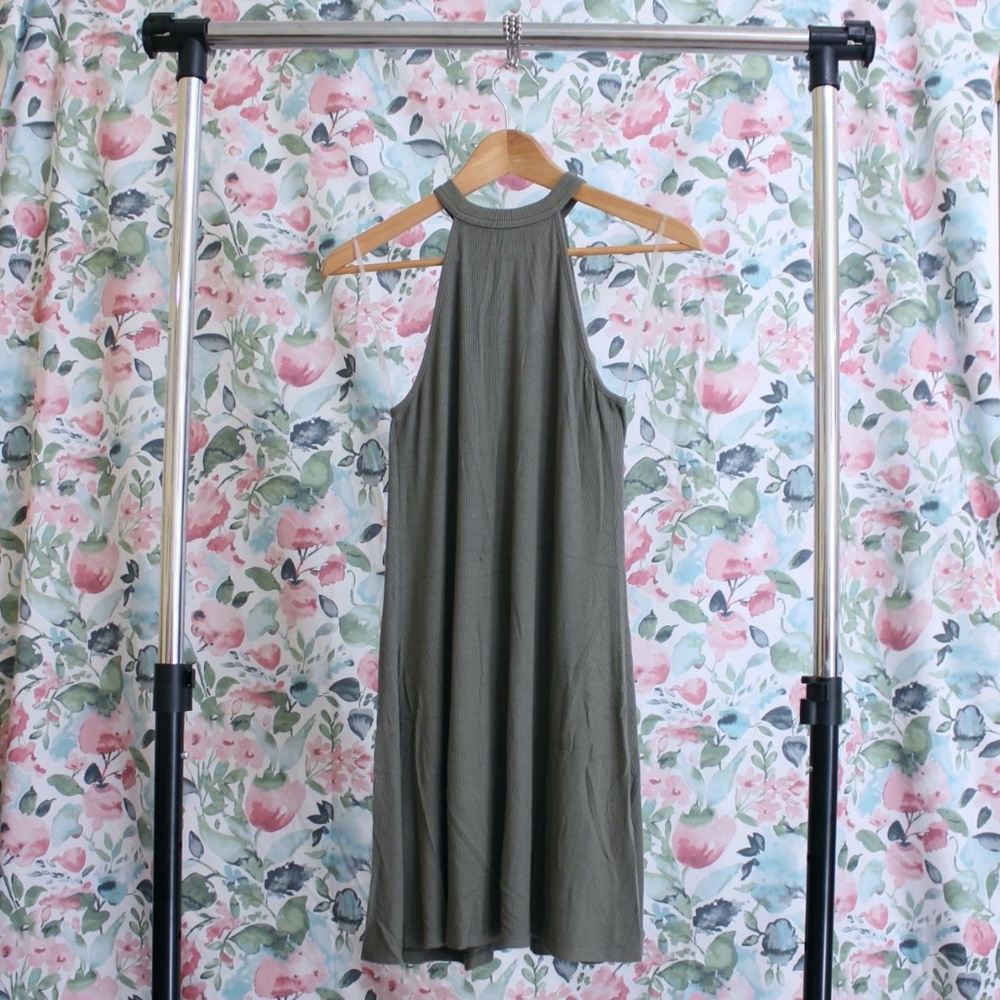green halter dress